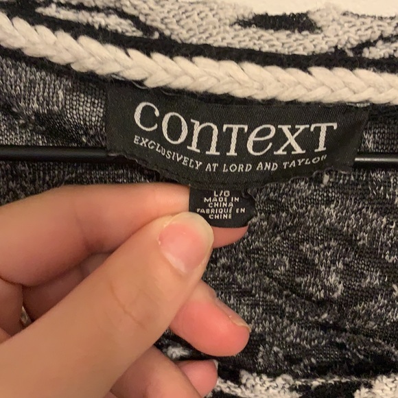 Context Long Sleeve Peek a Boo Sheer Aztec Print - Picture 4 of 6